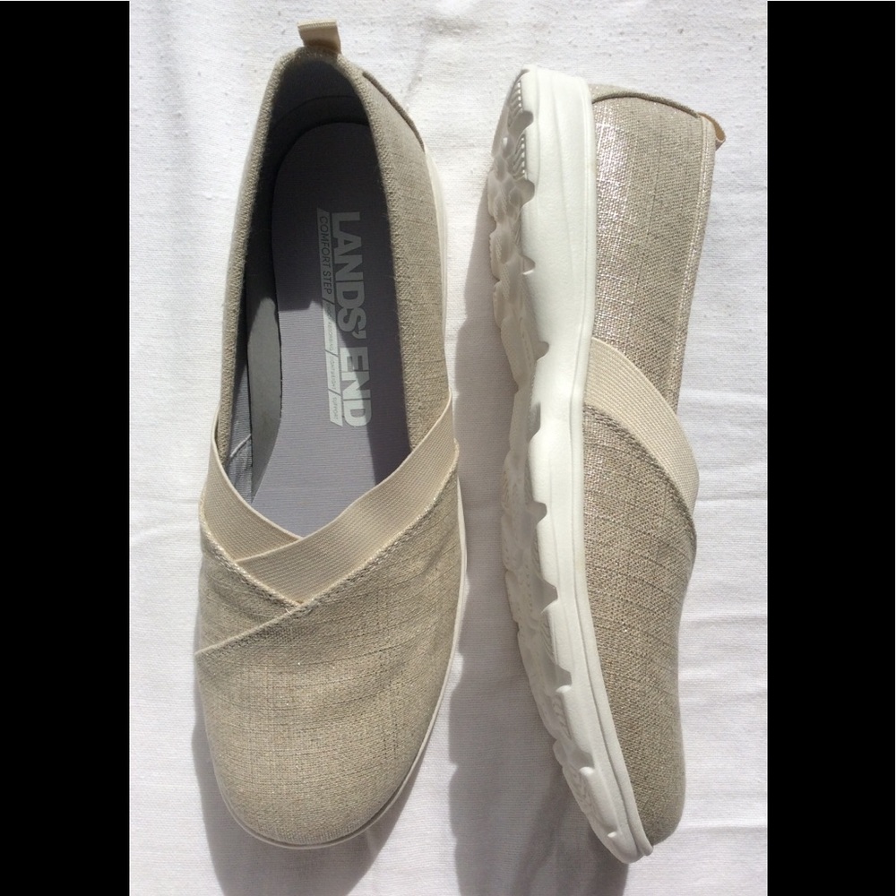 Land’s End Women’s Lightweight Comfort Flats